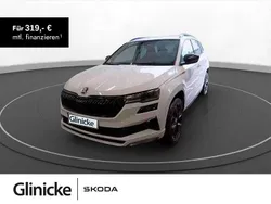 Moonweiss metallic Gebraucht 2022 Skoda Karoq SportLine SUV | 29.880 € (Etwas zu teuer)