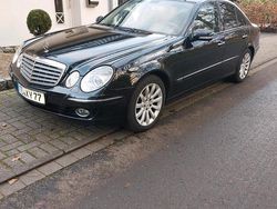 Schwarz Gebraucht 2006 Mercedes E320 Elegance Limousine | 7.500 € (Teuer)