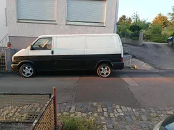 Rot Gebraucht 1994 VW T4 Van | 2.500 €