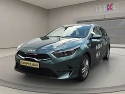 Grau Gebraucht 2024 Kia Ceed Sportswagon Comfort Kombi | 20.990 €