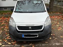 Weiß Gebraucht 2017 Peugeot Partner Van | 7.600 € (Etwas zu teuer)