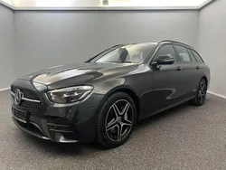 Grau Gebraucht 2021 Mercedes E300 AMG line Limousine | 33.999 € (Fairer Preis)