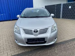 Ultra silver Gebraucht 2009 Toyota Avensis Basis Kombi | 5.490 € (Fairer Preis)