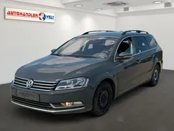 Grau Gebraucht 2012 VW Passat Kombi | 3.999 € (Superpreis)