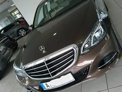 Braun Gebraucht 2013 Mercedes E400 Limousine | 21.500 € (Fairer Preis)
