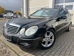Schwarz Gebraucht 2006 Mercedes E220 Avantgarde Kombi | 2.490 € (Guter Preis)