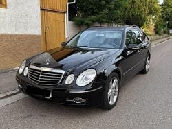 Schwarz Gebraucht 2008 Mercedes E280 Avantgarde Kombi | 7.999 € (Fairer Preis)