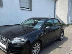 Schwarz Gebraucht 2014 Audi A1 Sportback Ambition Kleinwagen | 10.500 € (Fairer Preis)