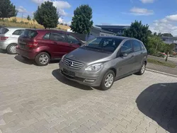 Grau Gebraucht 2006 Mercedes B150 Van / Kleinbus | 2.500 € (Guter Preis)