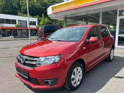 Rot Gebraucht 2014 Dacia Sandero Lauréate Kleinwagen | 4.990 € (Guter Preis)