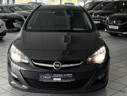 Grau Gebraucht 2015 Opel Astra Style Kombi | 6.990 € (Teuer)