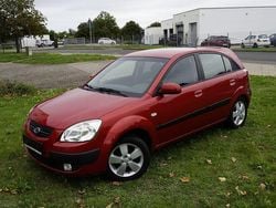 Rot Gebraucht 2008 Kia Rio 4 Limousine | 4.499 € (Fairer Preis)