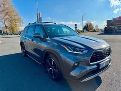 Grau Gebraucht 2021 Toyota Highlander Executive SUV | 44.000 € (Fairer Preis)