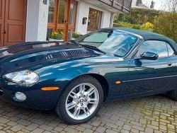 Grün Gebraucht 2002 Jaguar XK8 Cabrio | 24.500 € (Fairer Preis)