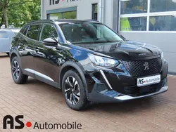 Schwarz Gebraucht 2022 Peugeot 2008 Allure SUV | 17.990 € (Guter Preis)