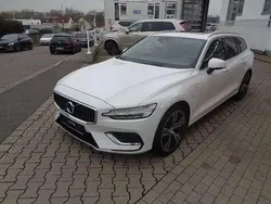 Ice white Gebraucht 2021 Volvo V60 Inscription Kombi | 31.890 € (Guter Preis)
