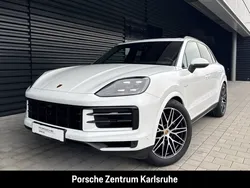 Weiss Gebraucht 2023 Porsche Cayenne SUV | 102.189 € (Superpreis)