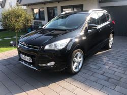 Schwarz Gebraucht 2015 Ford Kuga SUV | 16.299 € (Etwas zu teuer)