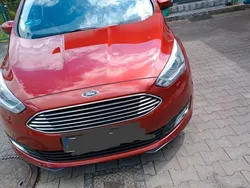 Rot Gebraucht 2016 Ford C-MAX Titanium Van / Kleinbus | 9.000 € (Fairer Preis)