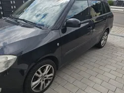 Schwarz Gebraucht 2008 Skoda Fabia Sport Kombi | 3.200 € (Fairer Preis)