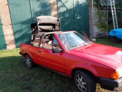 Rot Gebraucht 1983 Ford Escort Cabriolet Cabrio | 1.000 €