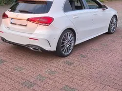 Weiß Gebraucht 2019 Mercedes A250 Kleinwagen | 24.000 € (Fairer Preis)