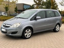 Blau Gebraucht 2009 Opel Zafira Van / Kleinbus | 2.999 € (Etwas zu teuer)