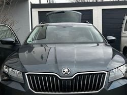 Grau Gebraucht 2016 Skoda Superb Ambition Kombi | 15.900 € (Fairer Preis)