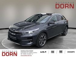 Grau Gebraucht 2021 Kia XCeed 4 SUV | 21.890 € (Etwas zu teuer)