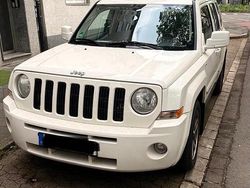 Weiß Gebraucht 2007 Jeep Patriot SUV | 3.800 €