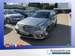 Grau (metallic) Gebraucht 2011 Mercedes C200 Kombi | 7.990 € (Fairer Preis)