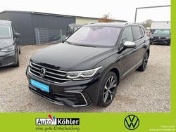 Deep black perleffekt / titanschwarz Gebraucht 2024 VW Tiguan Allspace R-line SUV | 44.090 € (Fairer Preis)
