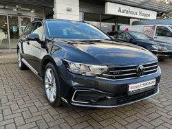 Grau Gebraucht 2022 VW Passat GTE Kombi | 25.780 € (Fairer Preis)