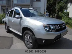 Silber Gebraucht 2015 Dacia Duster Celebration SUV | 8.850 € (Fairer Preis)