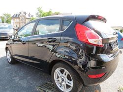 Schwarz Gebraucht 2015 Ford Fiesta Titanium Kleinwagen | 7.940 € (Fairer Preis)