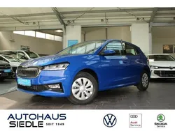 Blau Gebraucht 2023 Skoda Fabia Ambition Limousine | 17.990 € (Fairer Preis)