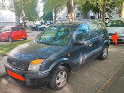 Grau Gebraucht 2008 Ford Fusion Kombi | 1.500 € (Guter Preis)