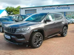 Grau Gebraucht 2022 Jeep Compass 80th Anniversary SUV | 21.499 € (Fairer Preis)