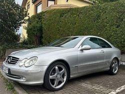 Silber Gebraucht 2005 Mercedes CLK320 Avantgarde Coupé | 4.900 € (Etwas zu teuer)