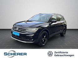 Deep black perleffekt (metallic) Gebraucht 2022 VW Tiguan Sportline SUV | 28.590 € (Fairer Preis)