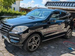 Schwarz Gebraucht 2011 Mercedes ML350 SUV | 21.500 € (Etwas zu teuer)