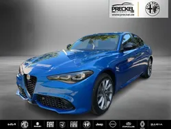 Blau Neu 2024 Alfa Romeo Giulia Sprint Sprint Coupé | 50.900 € (Teuer)