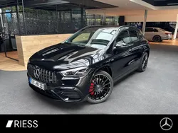 Metalliclack kosmosschwarz Gebraucht 2025 Mercedes GLA45 AMG AMG SUV | 79.950 €