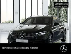 Schwarz Gebraucht 2024 Mercedes A200 AMG Limousine | 33.700 € (Fairer Preis)