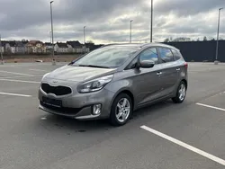 Silber Gebraucht 2016 Kia Carens DREAM-TEAM Edition Van / Kleinbus | 9.399 € (Fairer Preis)