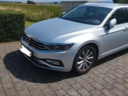 Silber Gebraucht 2020 VW Passat Elegance Kombi | 19.800 € (Guter Preis)