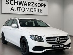 Weiß Gebraucht 2017 Mercedes E220 Kombi | 26.900 € (Fairer Preis)