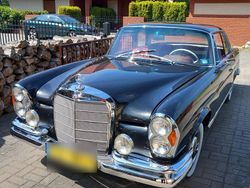 Braun Gebraucht 1962 Mercedes W111 Coupé | 58.900 €