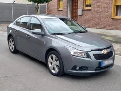 Grau Gebraucht 2011 Chevrolet Cruze Limousine | 5.500 € (Teuer)