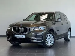 Grau Gebraucht 2021 BMW X5 Sport Line SUV | 51.988 € (Superpreis)